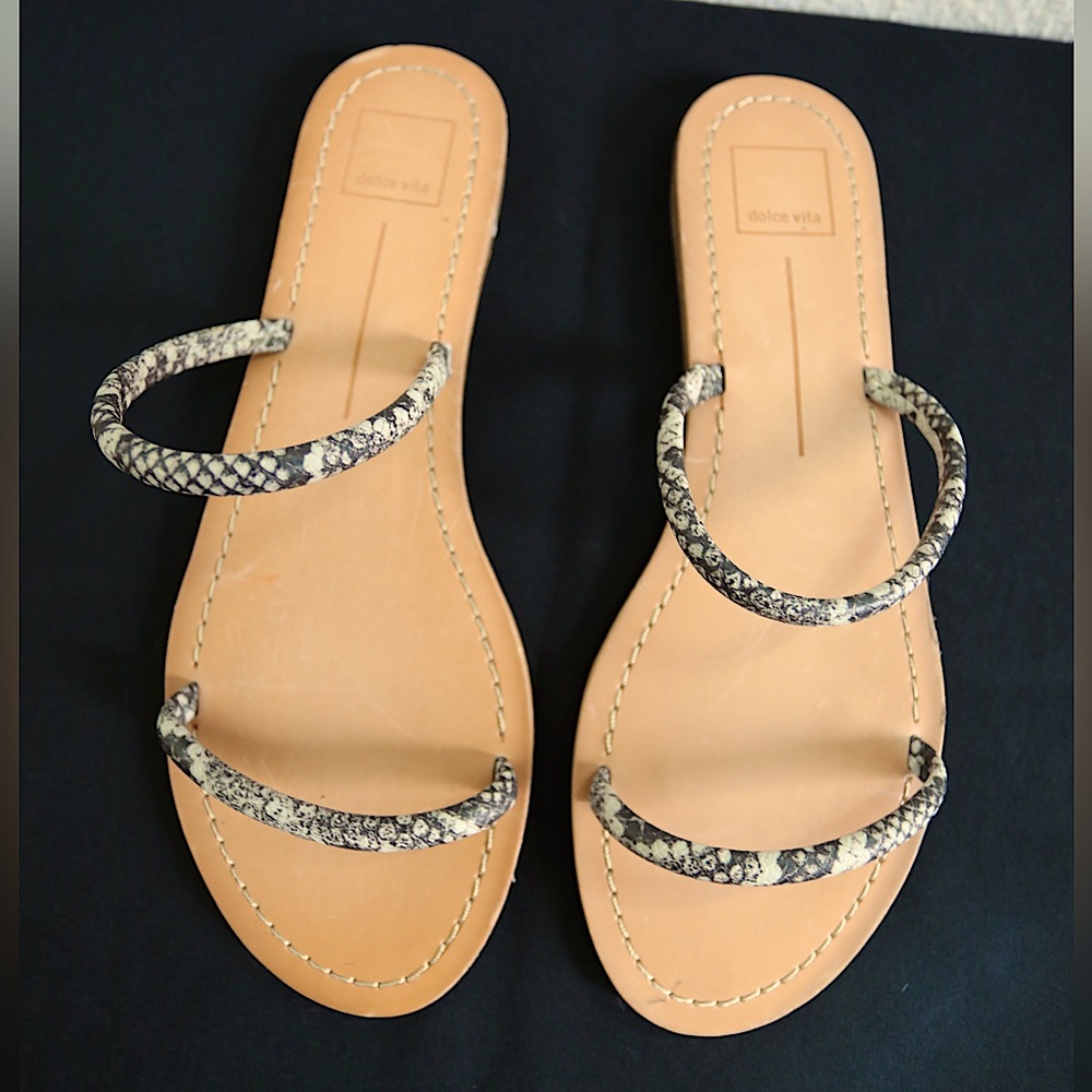 Dolce Vita Snakeskin print flat slide sandals ~ SZ 11